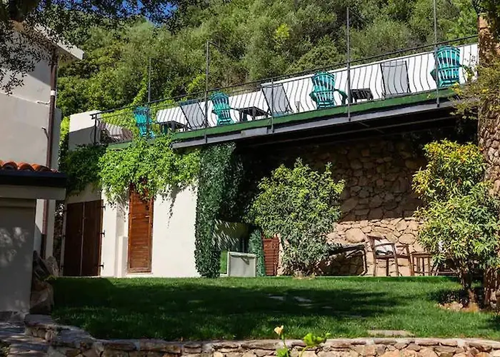 With Terrace Overlooking The Sea * Brunella