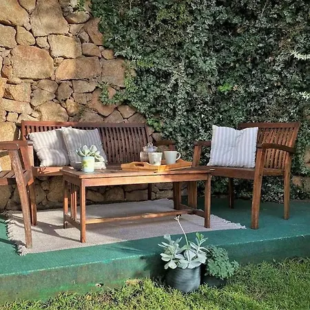 Villa With Terrace Overlooking The Sea Brunella